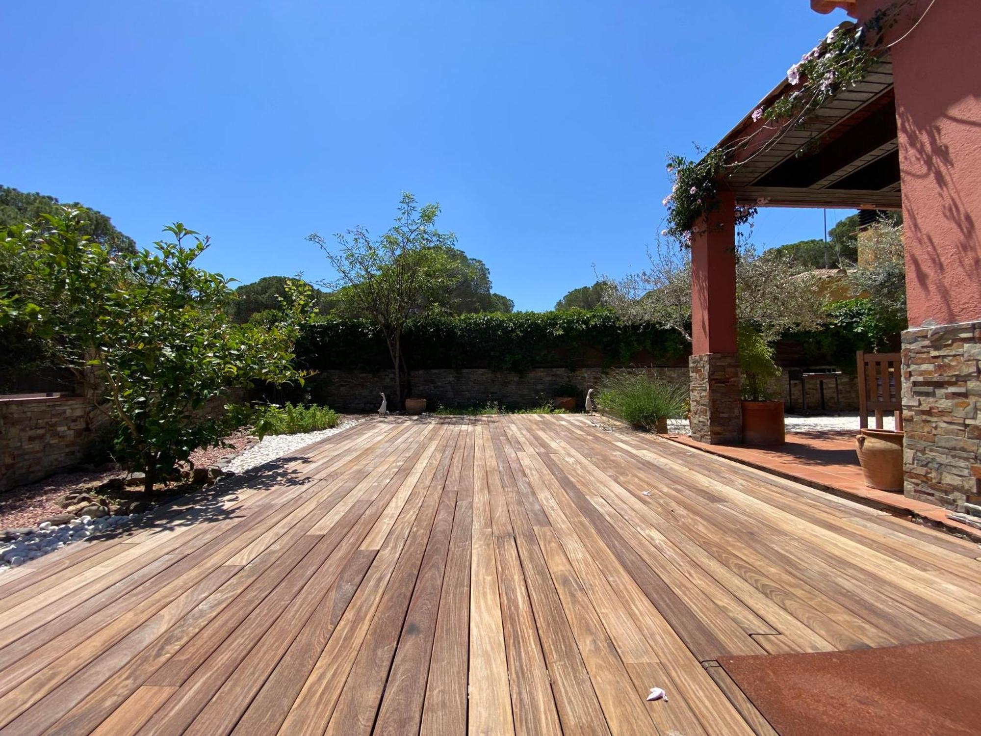 فيلا Casa Ras Montrás المظهر الخارجي الصورة