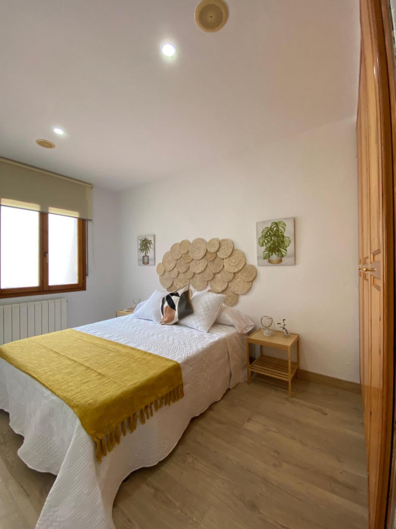 فيلا Casa Ras Montrás المظهر الخارجي الصورة